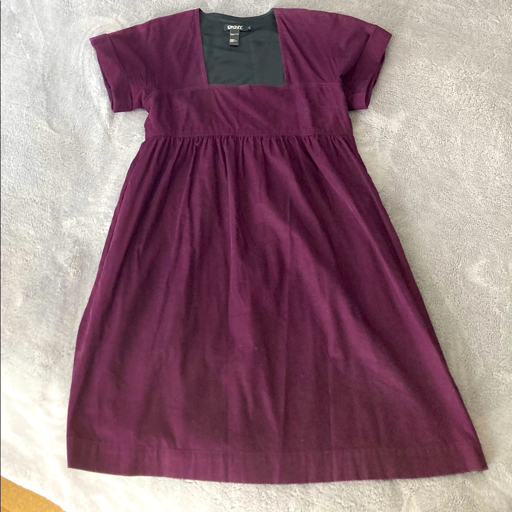DKNY size 4 doll dress with pockets.